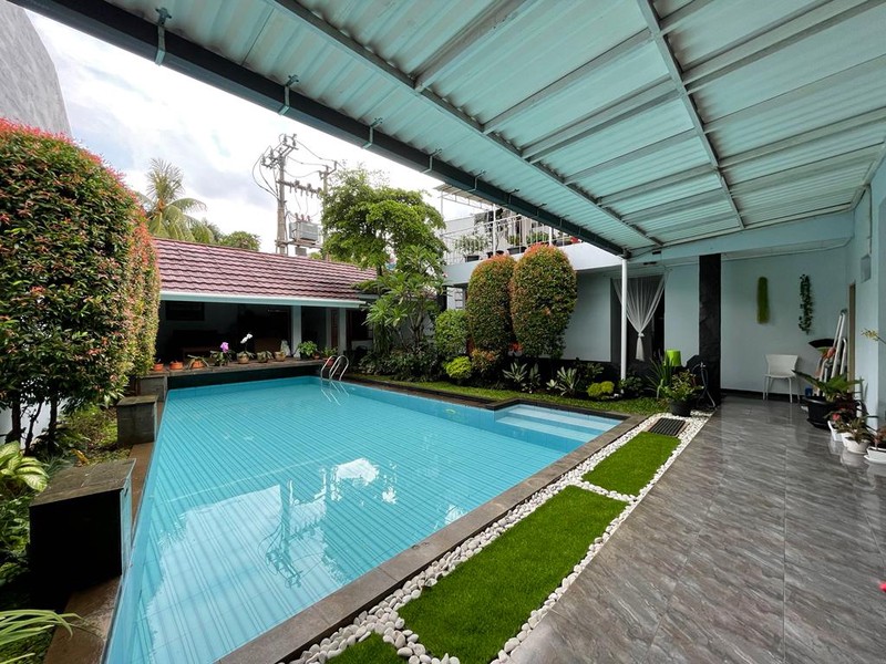 Rumah MEWAH, Design Luas dan Hunian Nyaman @Mandar, Bintaro