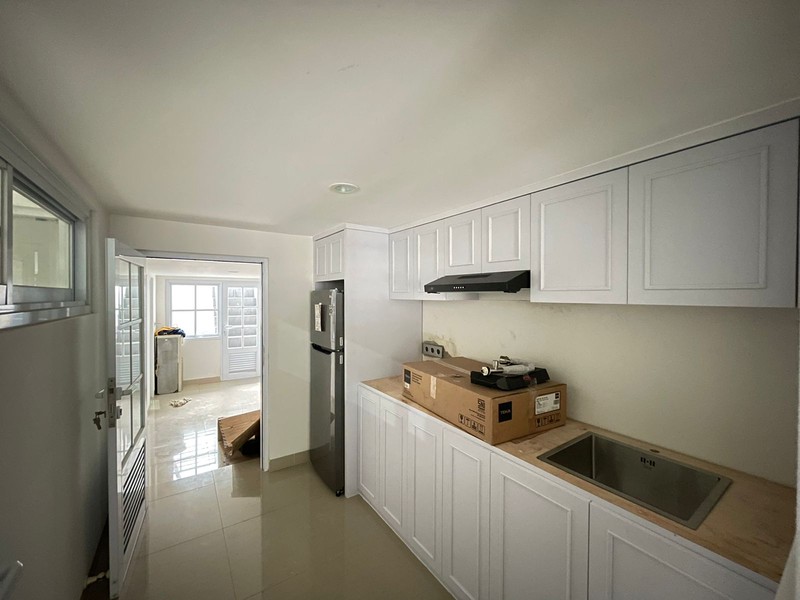 Rumah MEWAH Siap Huni dan Hunian Nyaman @Kebayoran Village