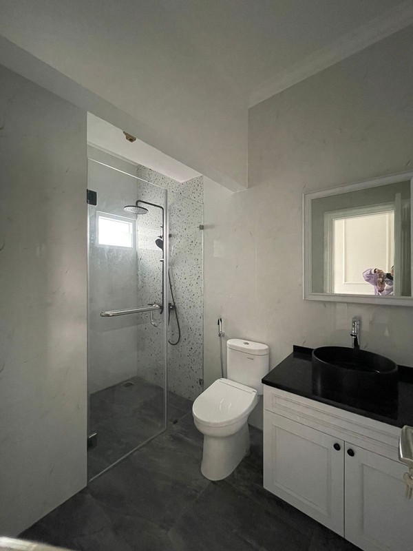 Rumah MEWAH Siap Huni dan Hunian Nyaman @Kebayoran Village