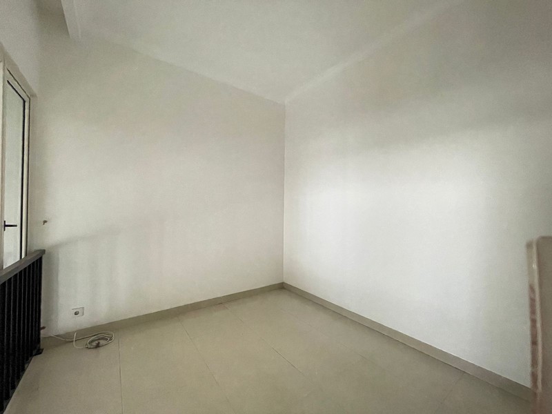 Rumah MEWAH Siap Huni dan Hunian Nyaman @Kebayoran Village