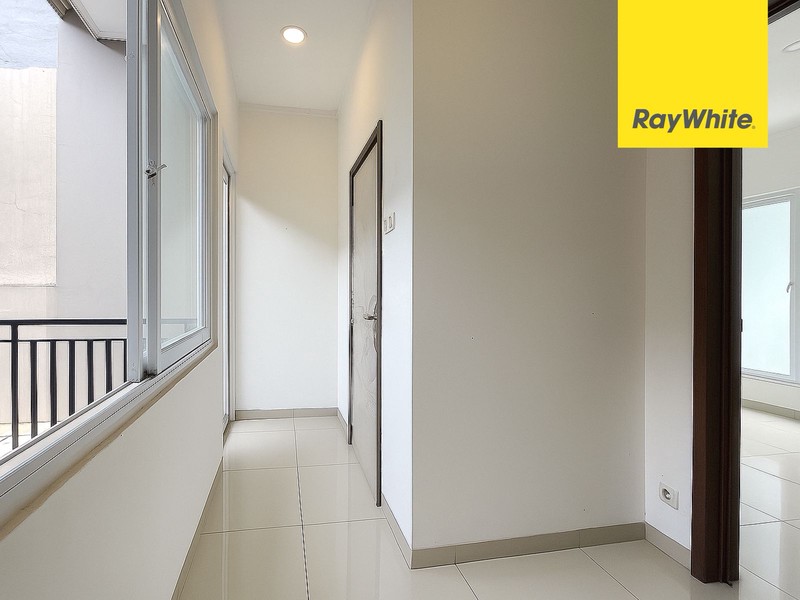 Rumah Depan Taman di Anabuki Residence Jatiasih, Cibubur