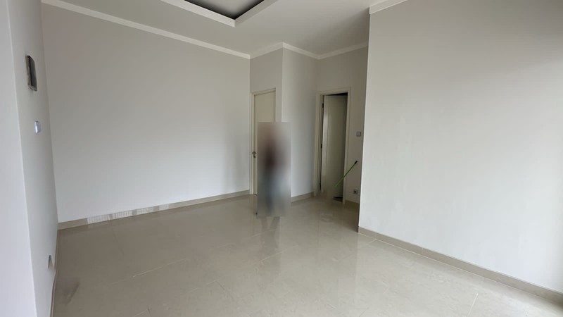 Disewa Rumah 2 Lantai Semi Furnished Siap Huni dengan KT 4+1 dan KM 3+1 Hunian Nyaman dan Asri @Bintaro, Sektor 7