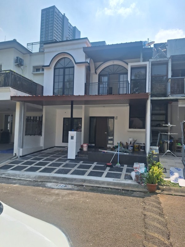 Rumah Emerald Townhouse Di Bintaro