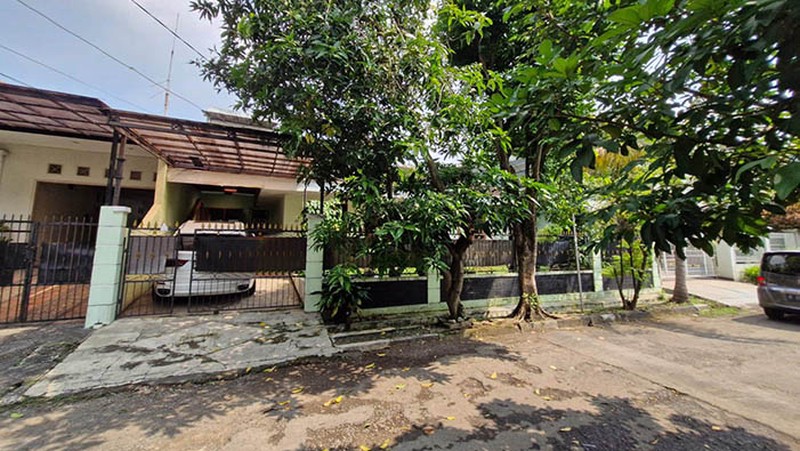 Rumah Komplek Bulog Jati Melati, Jl Yanatera, Bekasi