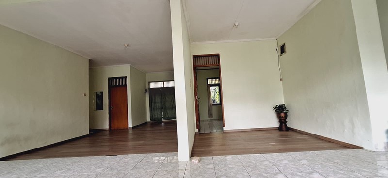 Rumah Komplek Bulog Jati Melati, Jl Yanatera, Bekasi