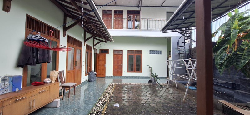 Rumah Komplek Bulog Jati Melati, Jl Yanatera, Bekasi