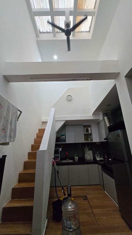 2 Milyar-an Dijual Rumah Darmo Sentosa Raya Wiyung Dekat Villa Bukit Mas , Akses Tol Satelit, Ciputra World, Graha Family