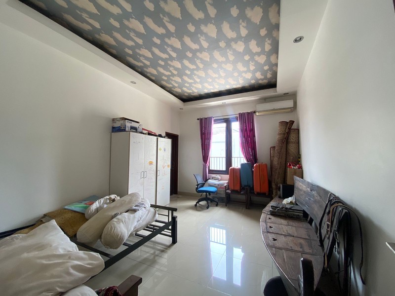 Rumah Posisi Hoek Siap Huni, Cocok untuk Investasi Jangka Panjang