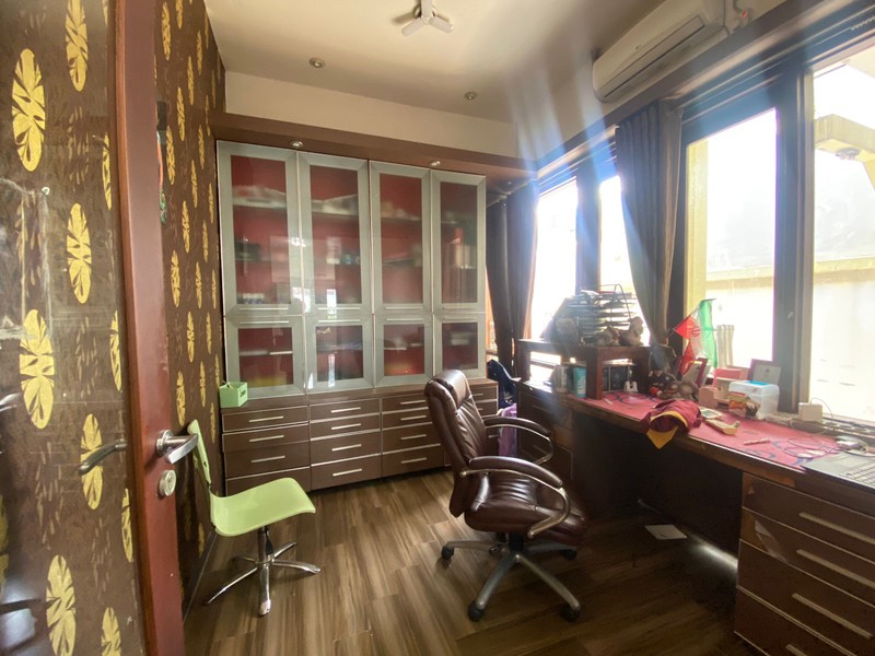 Rumah Posisi Hoek Siap Huni, Cocok untuk Investasi Jangka Panjang