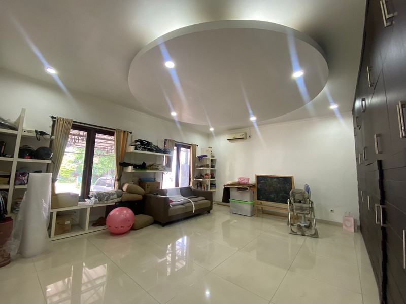 Rumah Posisi Hoek Siap Huni, Cocok untuk Investasi Jangka Panjang