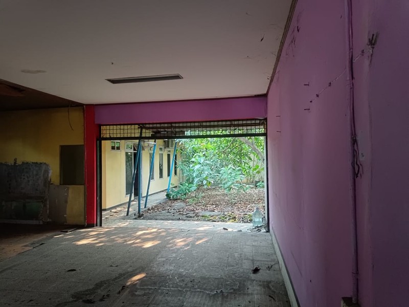 Ruang Usaha Siap Pakai LT 450 m2 LB 466 m2 dan Lokasi Strategis @Pondok Jagung, Tangerang Selatan
