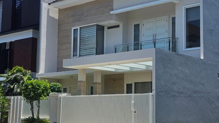 Dijual rumah mewah modern Golf avenue surabaya barat ( Modern desain ) 