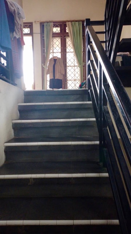 Rumah 2½ Lantai Siap Huni dengan Hunian Nyaman dan Asri @Jakarta Selatan