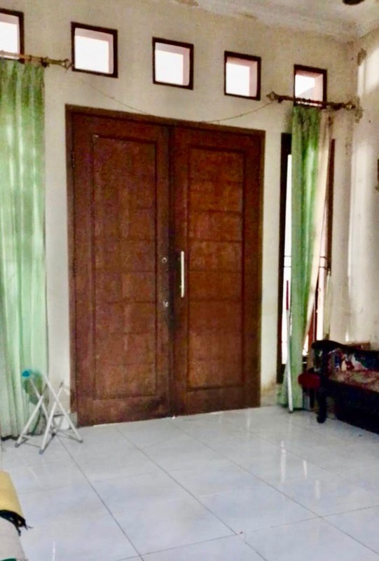 Rumah 2½ Lantai Siap Huni dengan Hunian Nyaman dan Asri @Jakarta Selatan