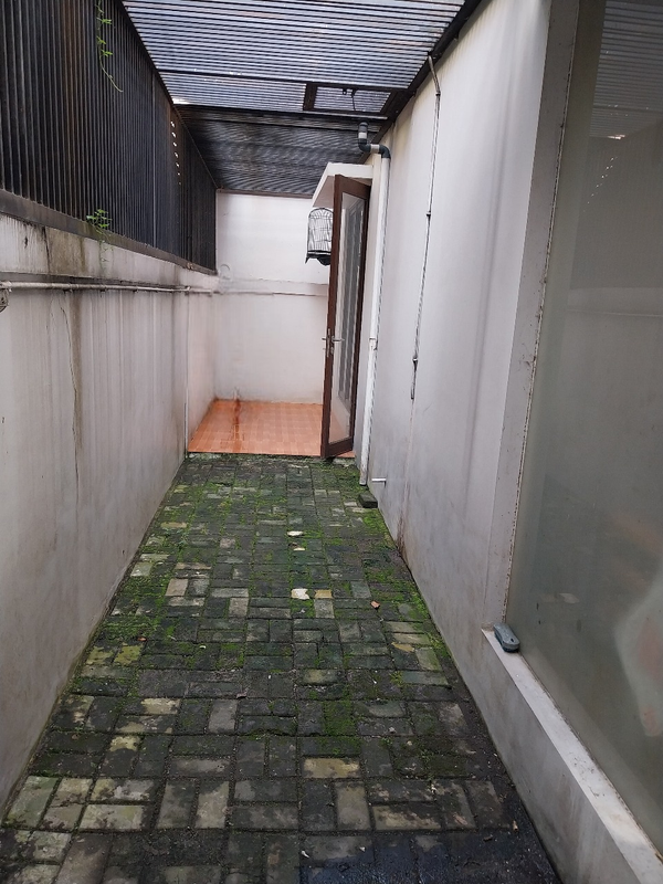 Dijual Rumah Siap Huni di Pluto Hills Residence Tangerang Selatan