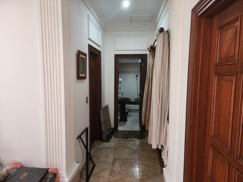 Rumah Hunian 5BR Di Daerah Kebayoran Lama, Jakarta Selatan