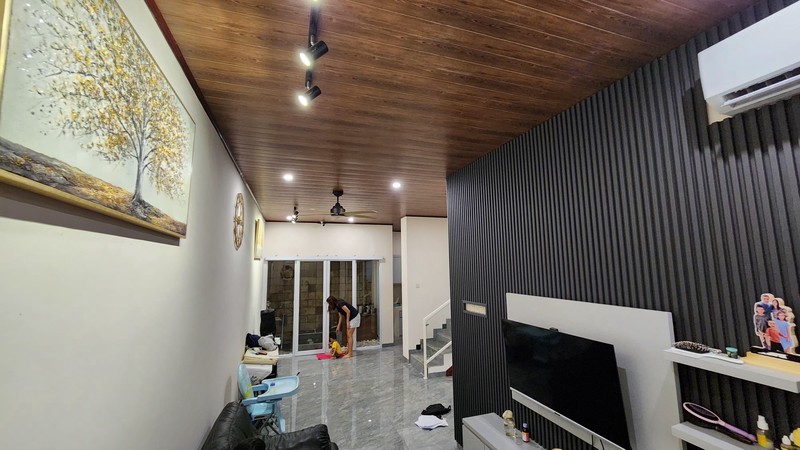 Rumah Baru. Bagus, Minimalis. Strategis dekat pintu Tol di Krukut ,Depok