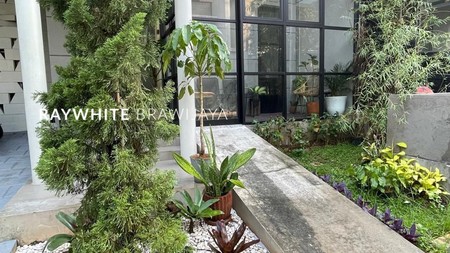 Rumah Modern Minimalis Area Serenia Hills - Cluster Titan