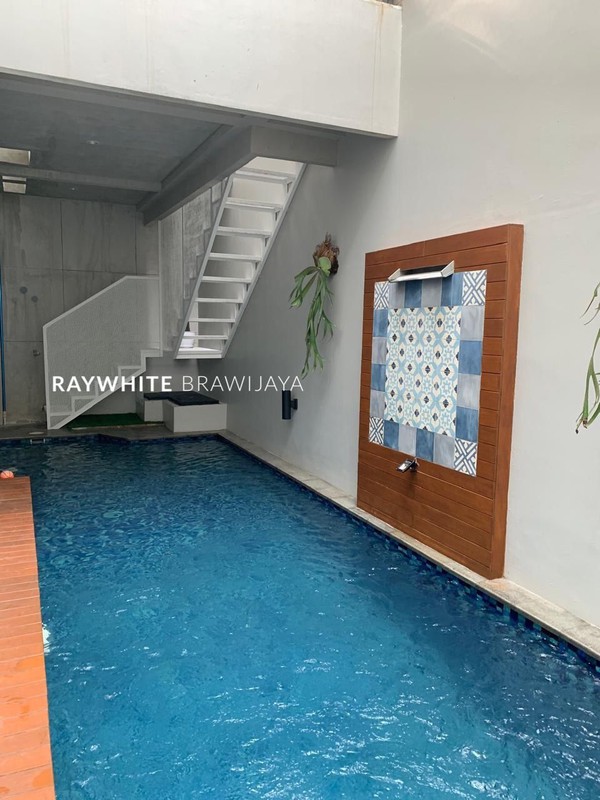 Rumah Modern Minimalis Area Serenia Hills - Cluster Titan