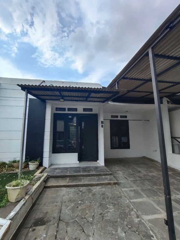 Dijual cepat rumah cantik di Sawangan Hill 1