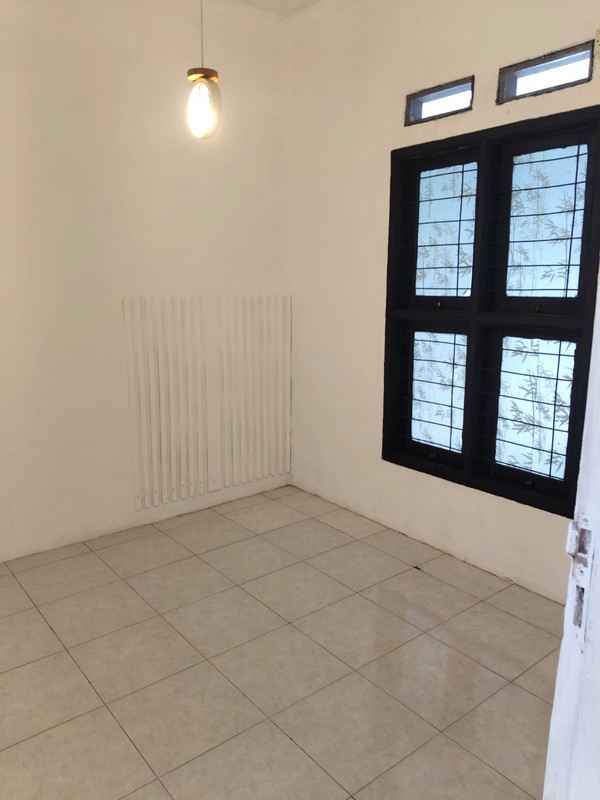 Dijual cepat rumah cantik di Sawangan Hill 1