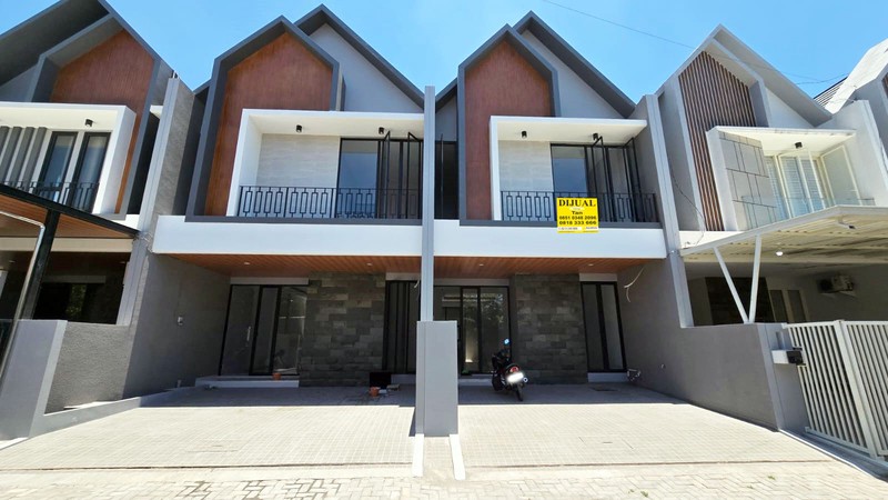 Rumah Baru Gress !!! di Manyar Tirtoyoso Utara Surabaya Timur, Minimalis, 2 Lantai... READY 2 UNIT BURUANN !!!