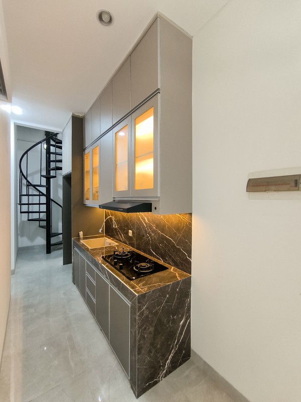 Rumah Besar,mewah,dalam cluster,securty 24 jam di Bintaro Jaya 9