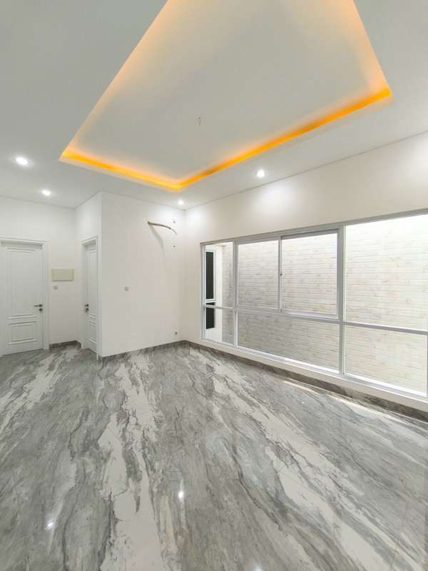Rumah Besar,mewah,dalam cluster,securty 24 jam di Bintaro Jaya 9