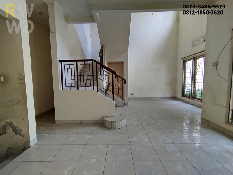 Dijual Rumah di Grand Wisata - Arsitektur Klasik, Lokasi Terbaik & Harga Menarik