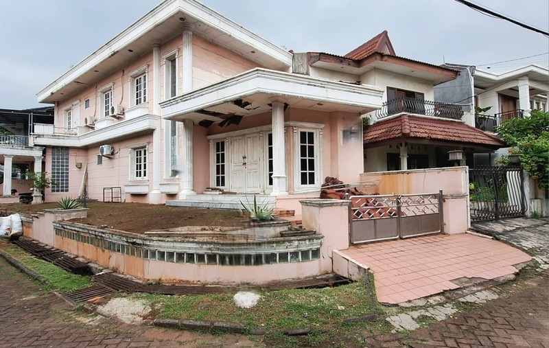 Rumah dengan lokasi yang stategis di Camar, Bintaro Jaya