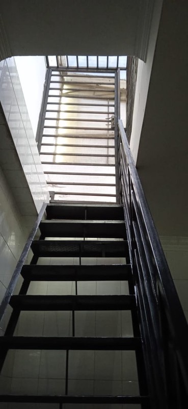 Di jual cepat rumah 1,5 lantai di jalan Kelapa Kopyor Barat Kelapa Gading Jakarta Utara