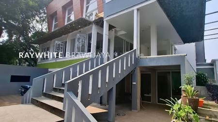 Pondok Indah Tropical Modern Home