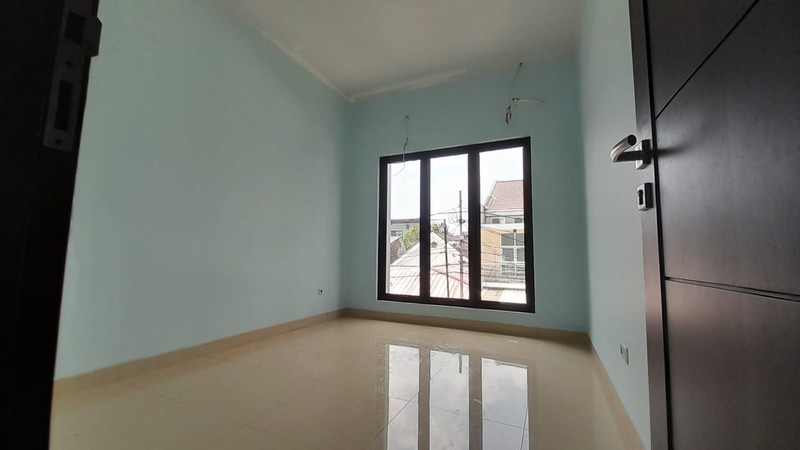 Rumah 2 Lantai Lokasi di Tebet Jaksel