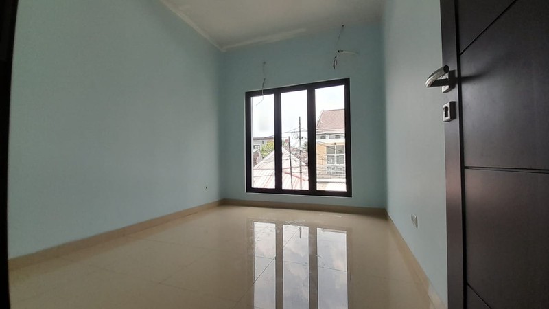 Rumah 2 Lantai Lokasi di Tebet Jaksel