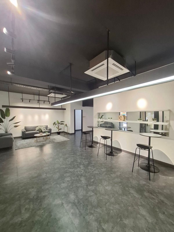 Ruang Usaha Newly Renovated Area Pakubuwono