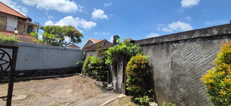 Freehold - Rare Opportunity house for Sale in Berawa Canggu, Bali at a Competitive Price