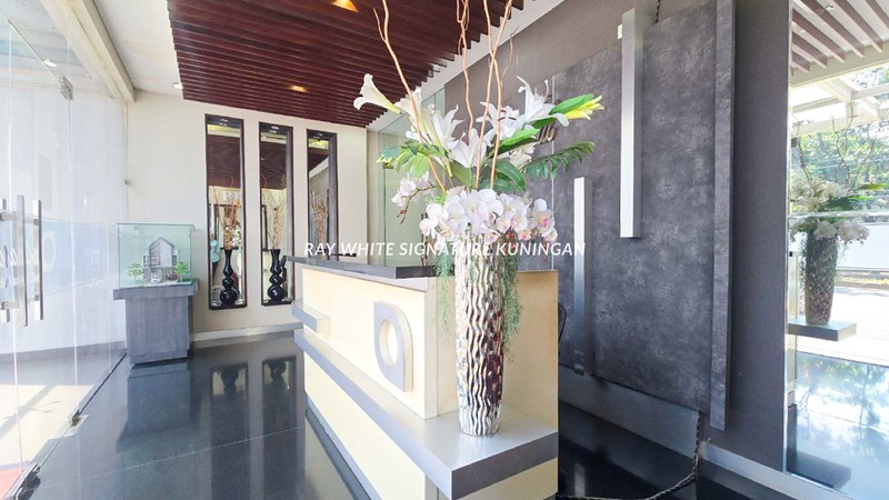 Gedung Kantor Premium 3 Lantai Siap Pakai di Anggrek Loka BSD City