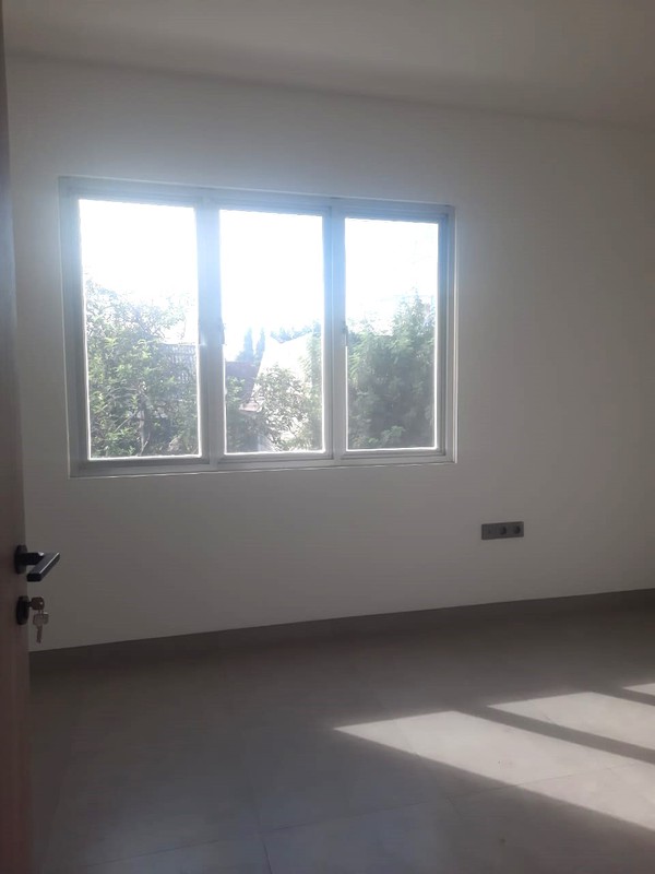 Rumah Siap Huni di Cinere 2 Lantai Dekat Tol