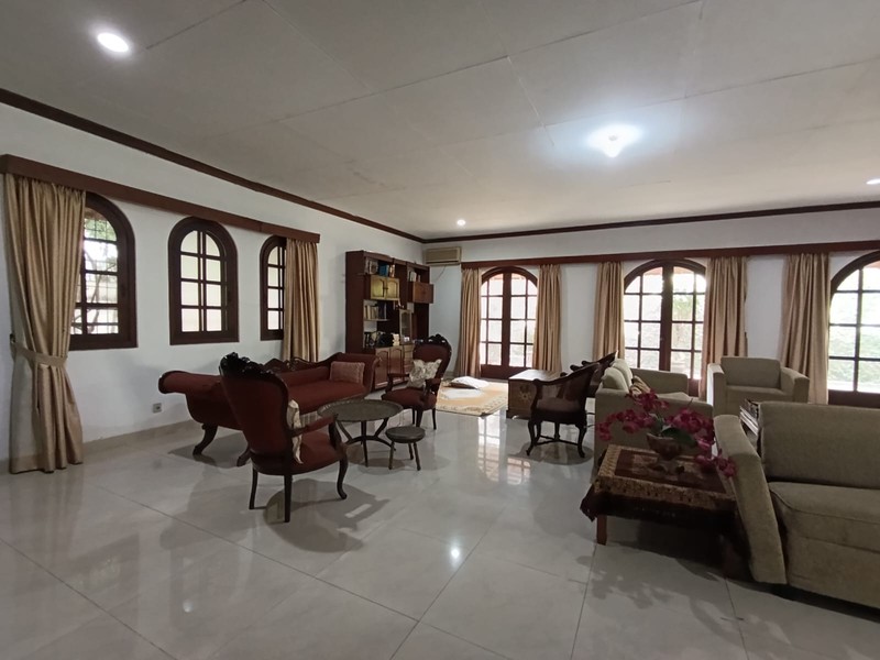 Dijual/Dikontrakan Rumah Terawat Lokasi Di Taman Radio Dalam, Jakarta Selatan