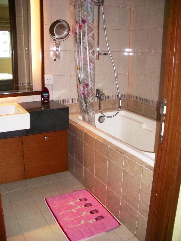 Dijual Apartement Sahid Sudirman 3 BR Full Furnished