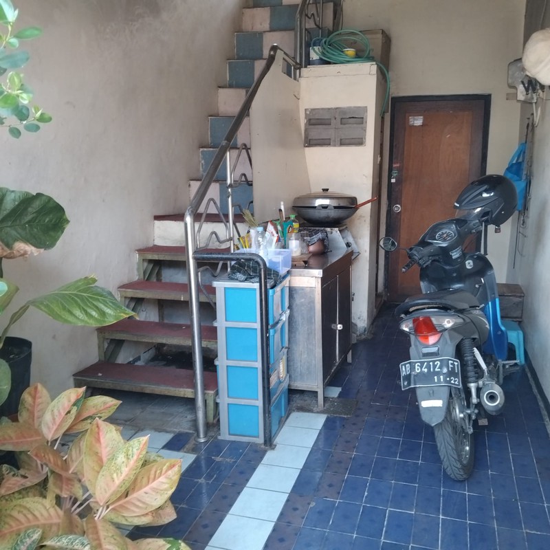 Rumah Kost 10 Kamar Lokasi Dekat Jogja City Mall - Mlati Sleman 