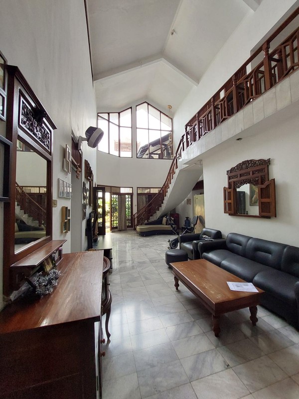 Rumah Luas 1,5 Lantai di Umbulharjo, Kota Yogyakarta ,Cocok untuk Hunian Mewah atau Homestay