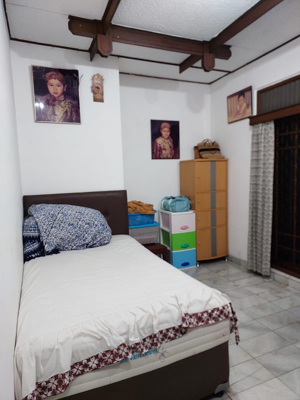 Rumah Luas 1,5 Lantai di Umbulharjo, Kota Yogyakarta ,Cocok untuk Hunian Mewah atau Homestay