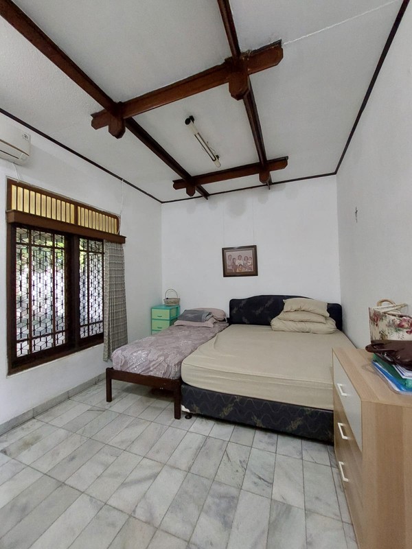Rumah Luas 1,5 Lantai di Umbulharjo, Kota Yogyakarta ,Cocok untuk Hunian Mewah atau Homestay