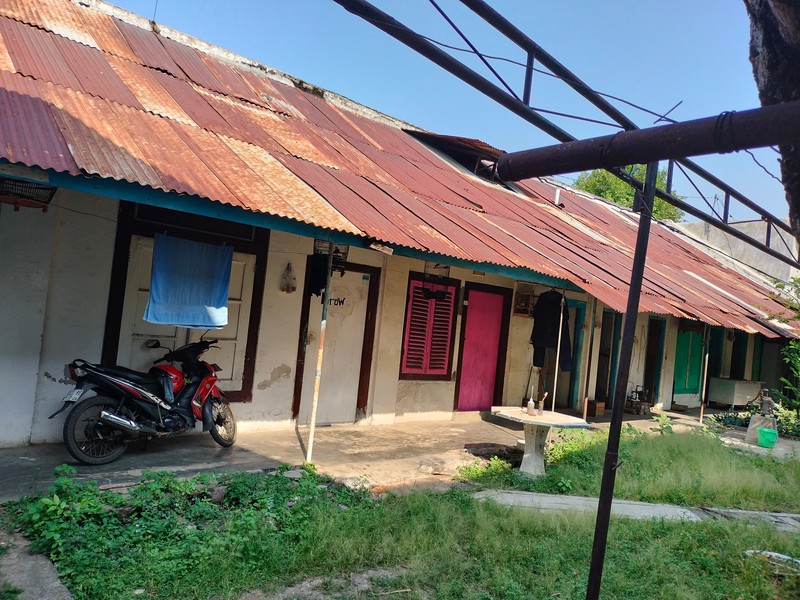 Dijual 1478 m2 Tanah Plus Bangunan Jalan Raya Panglima Sudirman - Tisnonegaran - Kota Probolinggo - Jawa Timur - Strategis Lokasi