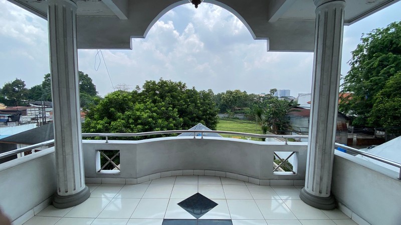 Rumah Luas 2496 m2 di Setu Cipayung Jaktim