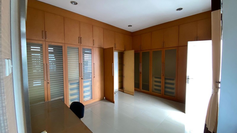Rumah Luas 2496 m2 di Setu Cipayung Jaktim