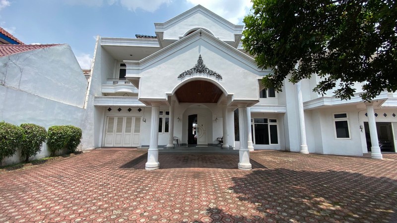 Rumah Luas 2496 m2 di Setu Cipayung Jaktim