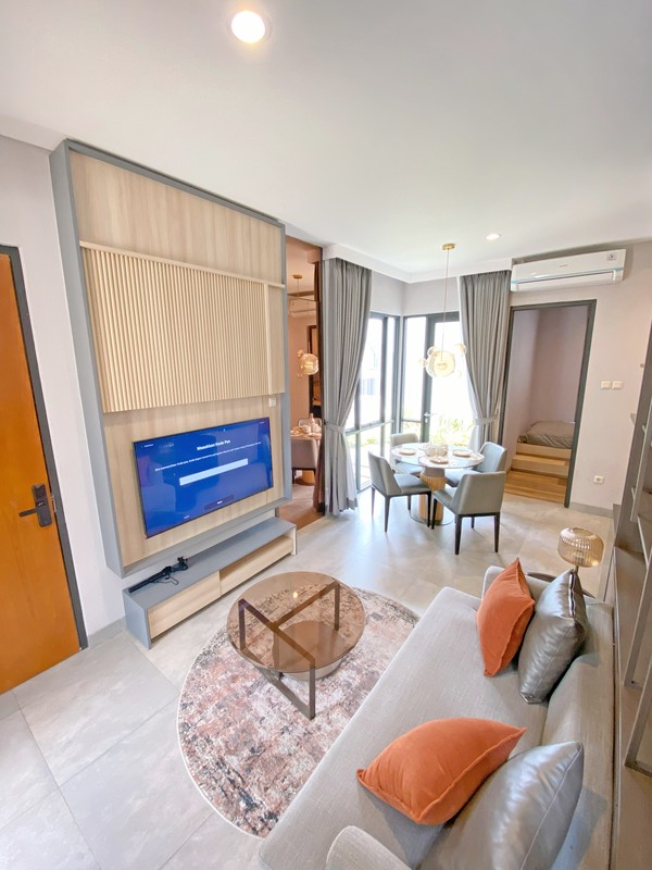 Rumah Tropis Modern Minimalis Selangkah ke BSD City