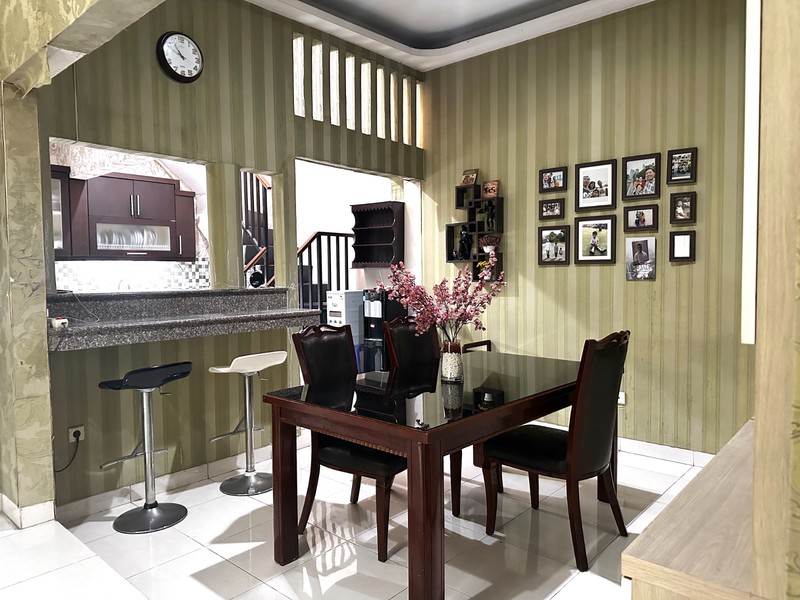 Rumah Bagus,dalam ruangan rapih di Bintaro Jaya 9